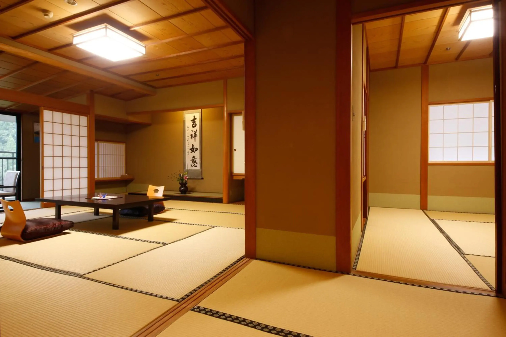 Yamanaka Spa Hanatsubaki
