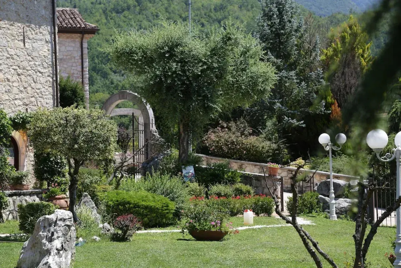Valle Dell'Aquila Country House