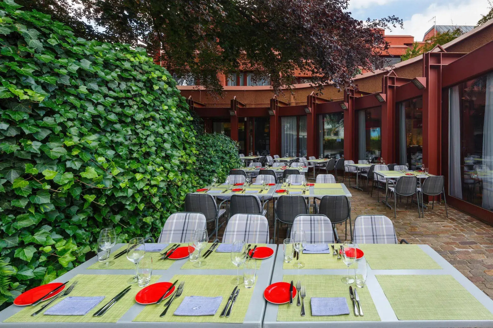 Ramada by Wyndham Baden Hotel du Parc