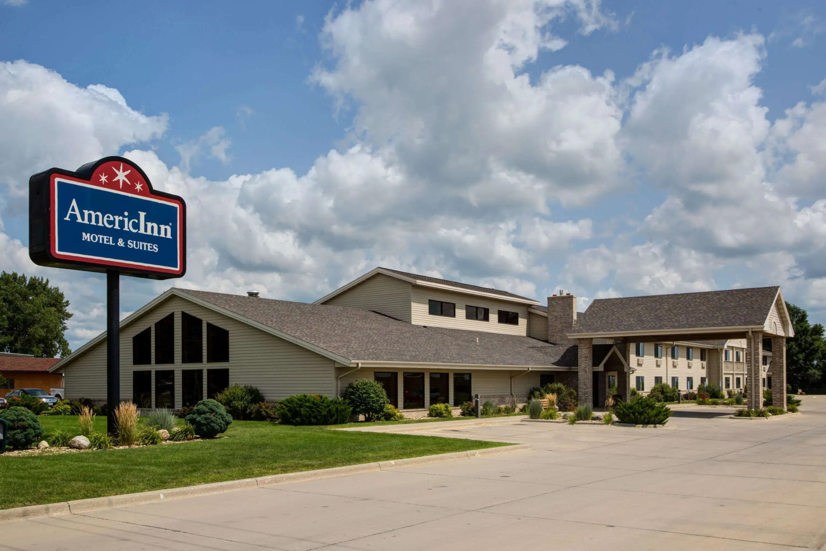 AmericInn by Wyndham Iowa Falls