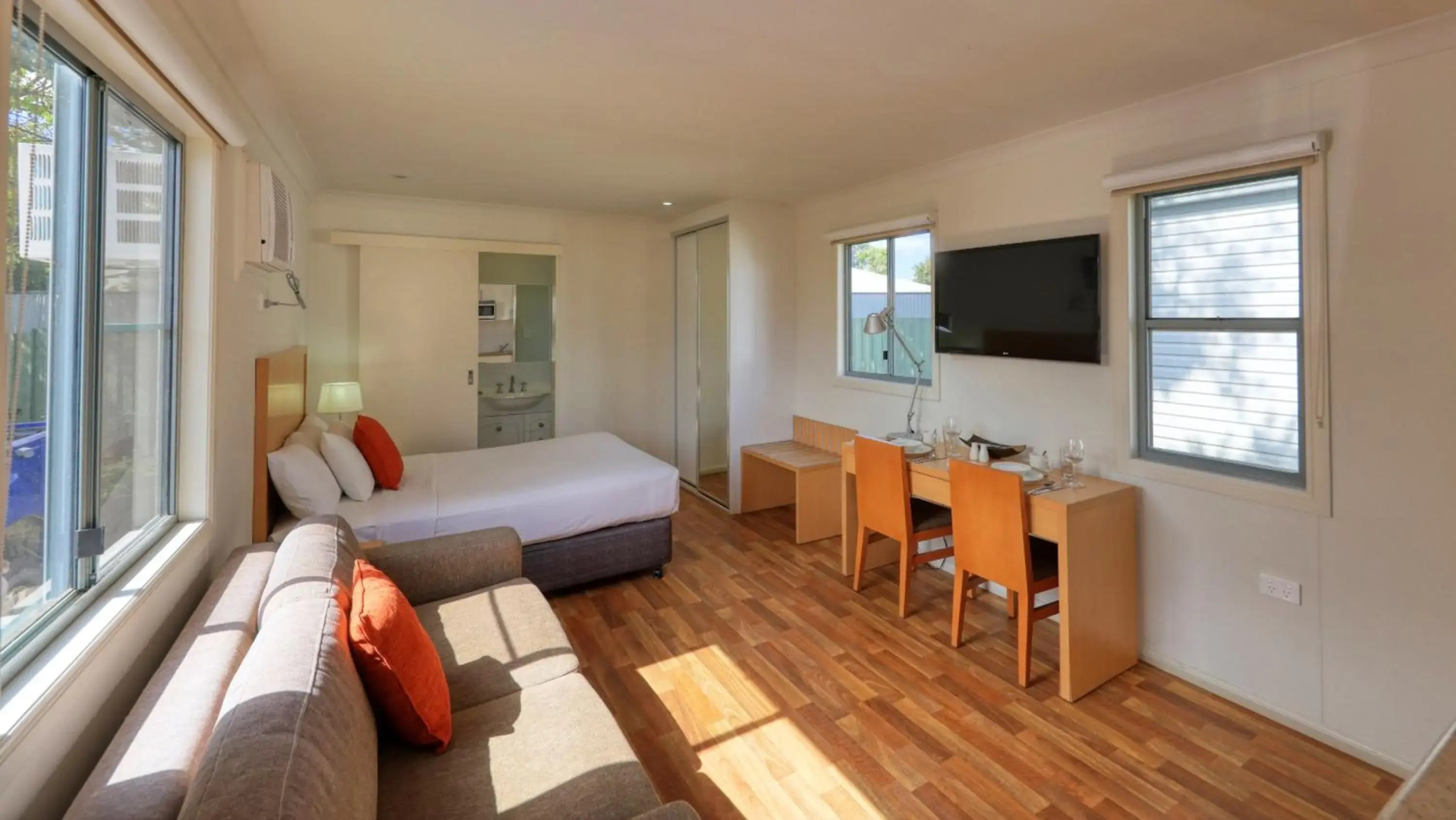 Chinchilla Motor Inn