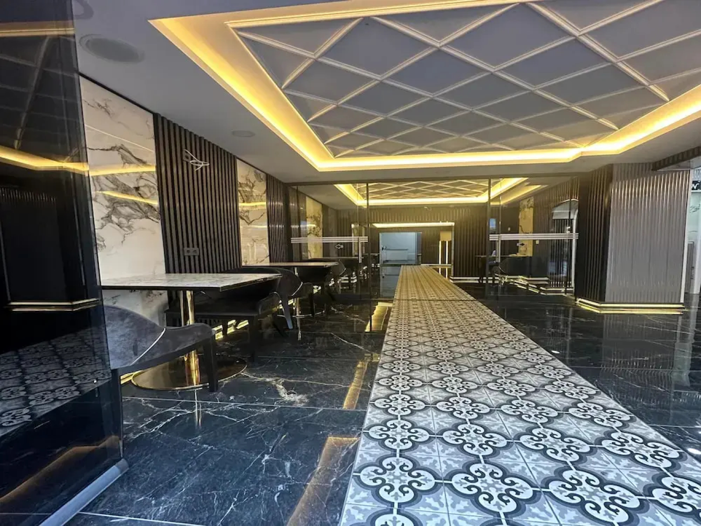 Asil Kosova Hotel