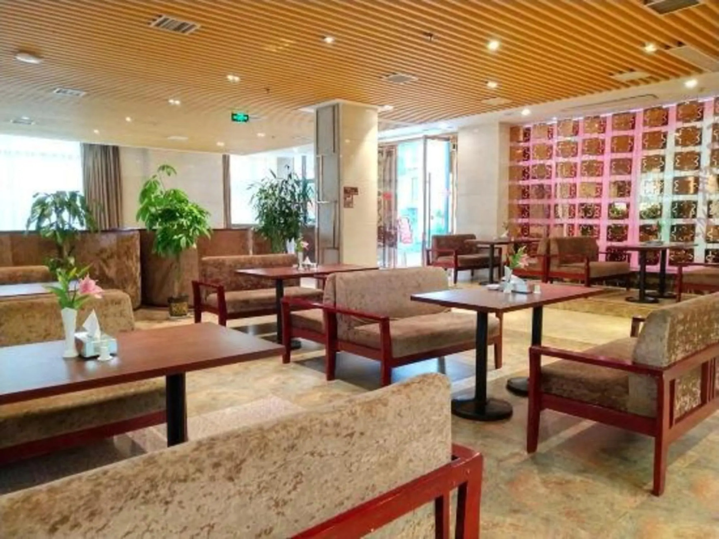 Xinyuan Hotel Wanzai