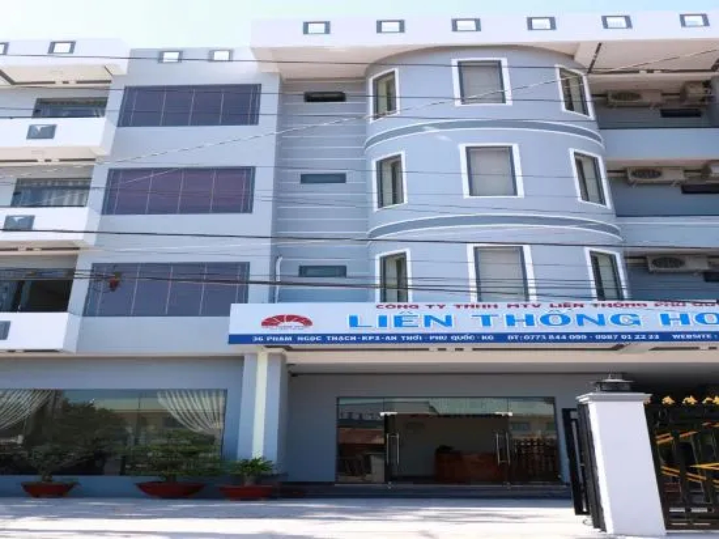 Lien Thong Hotel