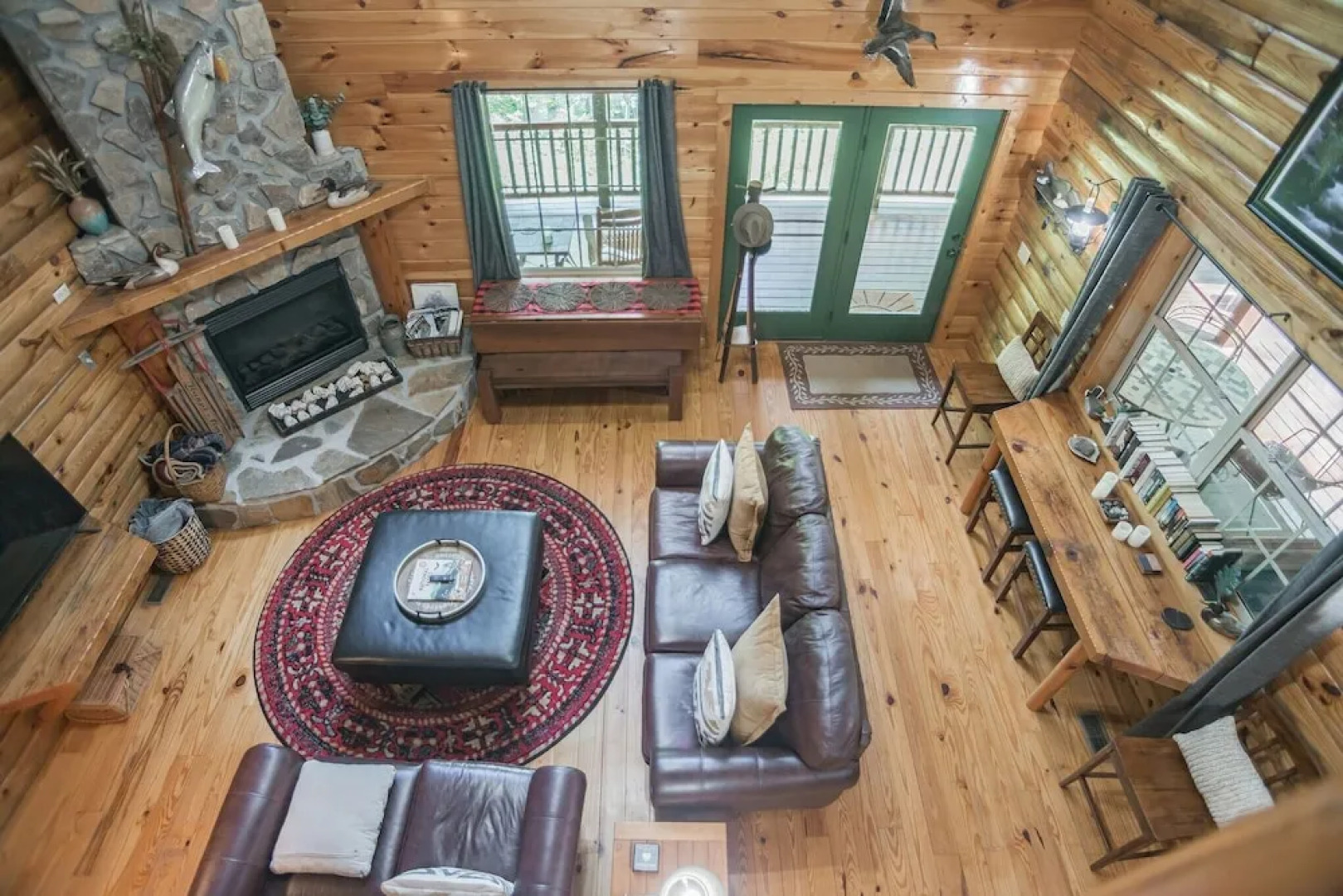 Tree Top Lodge - Gorgeous Lake Cabin With Hot Tub & Magnificent Views Of Forests And Mountains! 3 Bedroom Cabin by Redawning