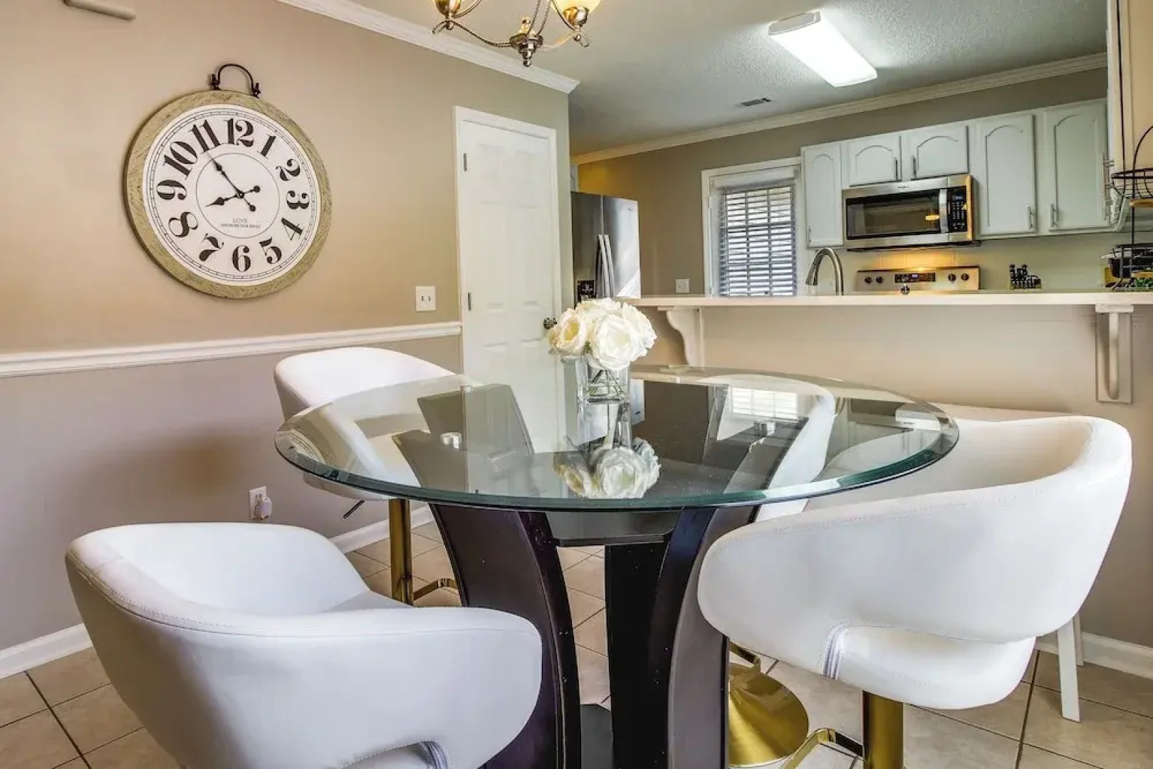 Soothing Savannah Townhome With Patio!