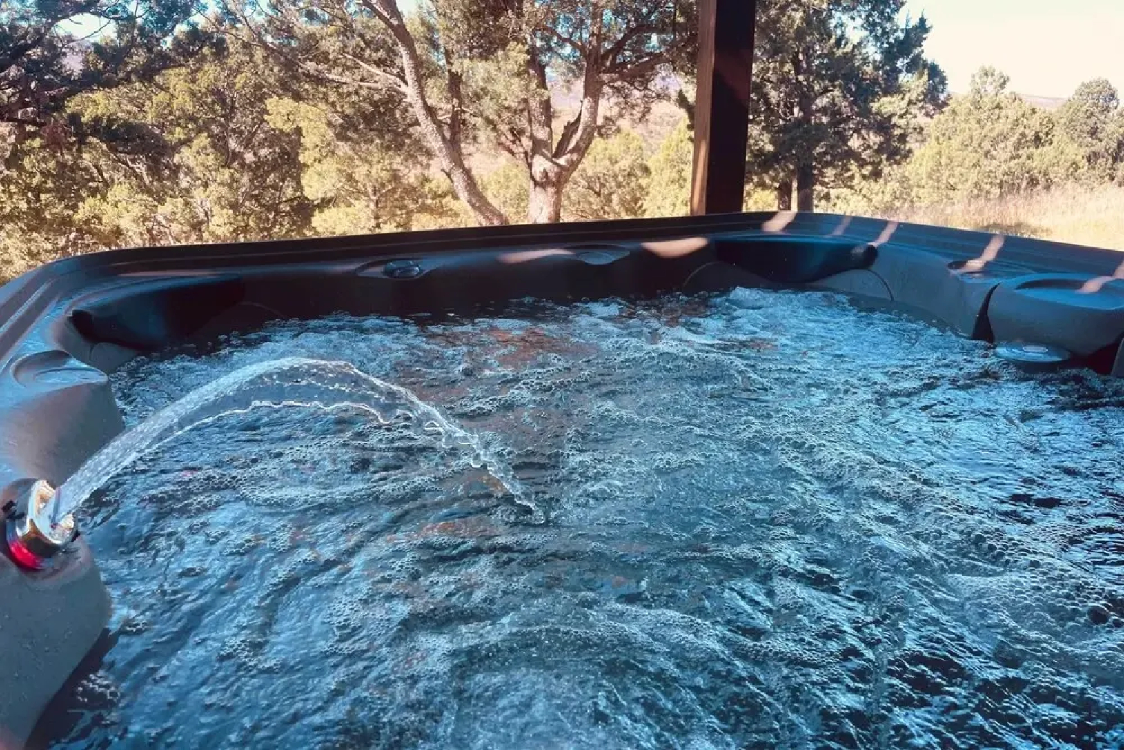 Alto Cabin w/ Stunning Views, Hot Tub + Sauna!