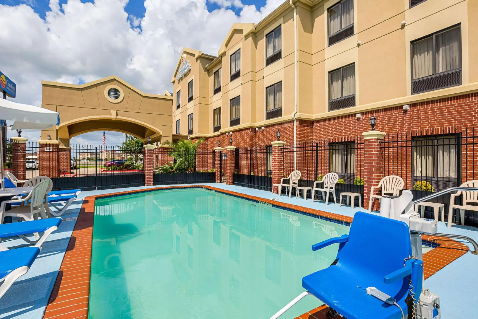 Comfort Inn & Suites Port Arthur-Port Neches