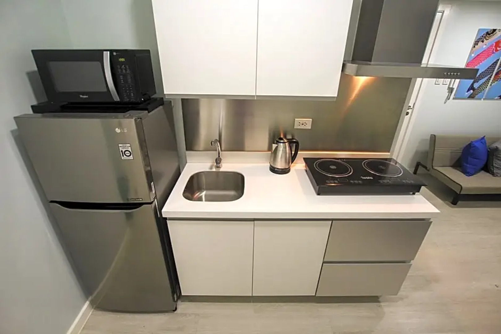 Siglo Suites @ The Azure Urban Resort Residences