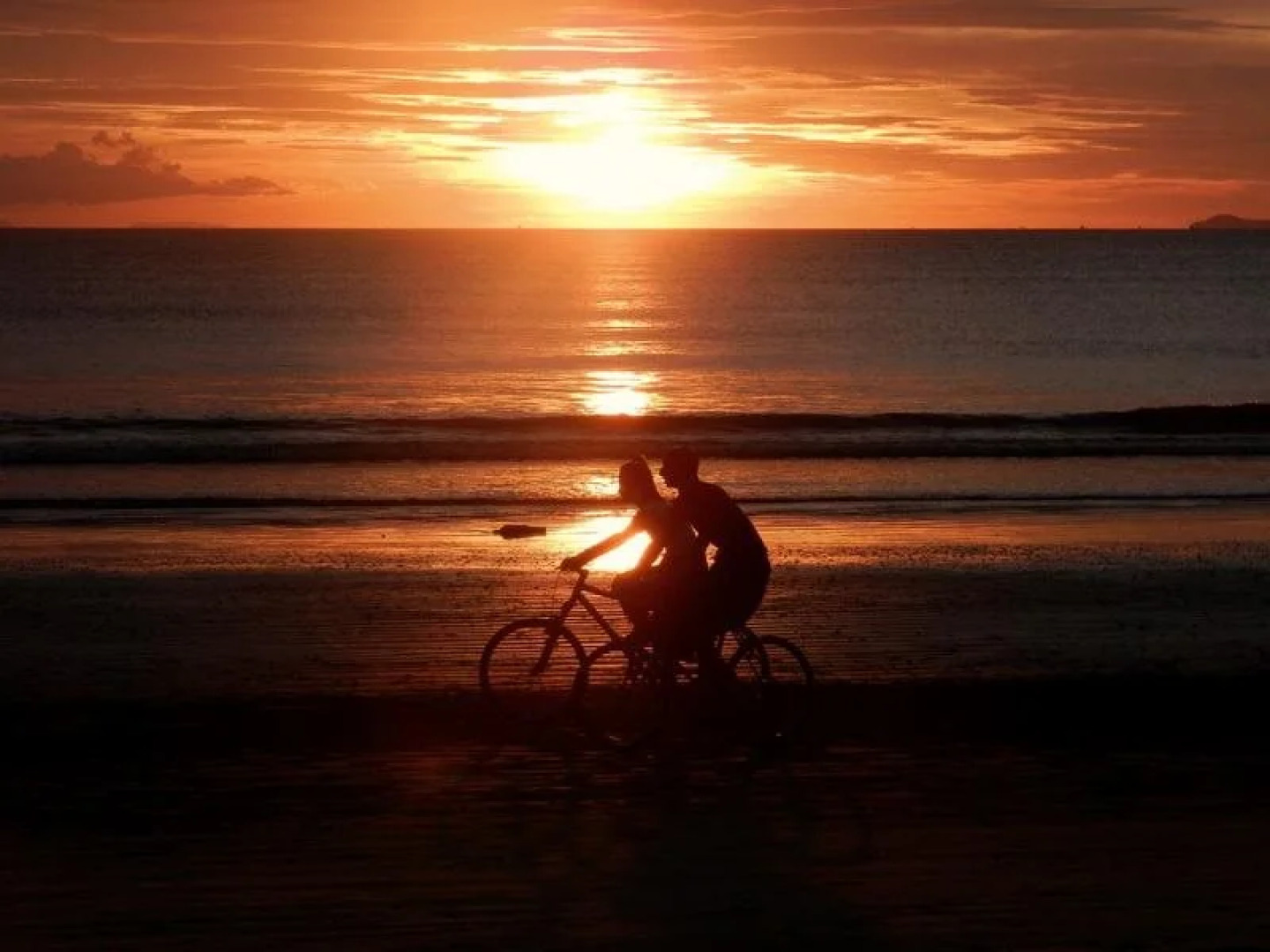 King Paradise Payam Resort