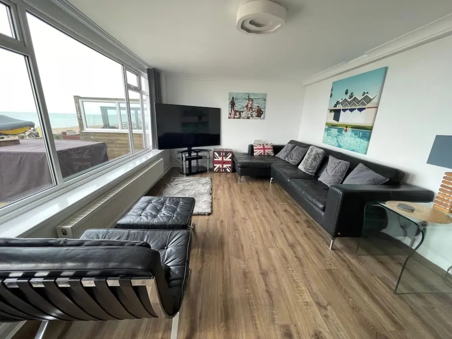 Exquisite Beachfront Residence With Luxurious Interiors The Cozy Clam Pevensey Bay