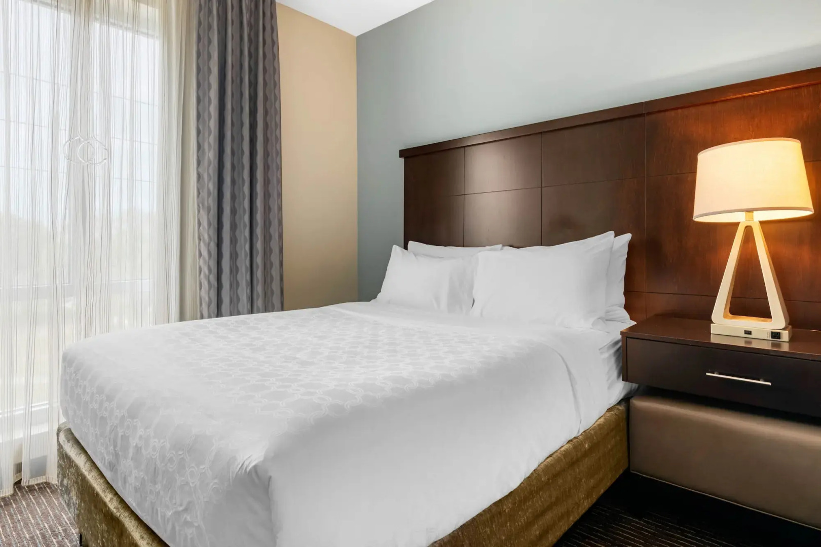Staybridge Suites St. Petersburg Downtown by IHG