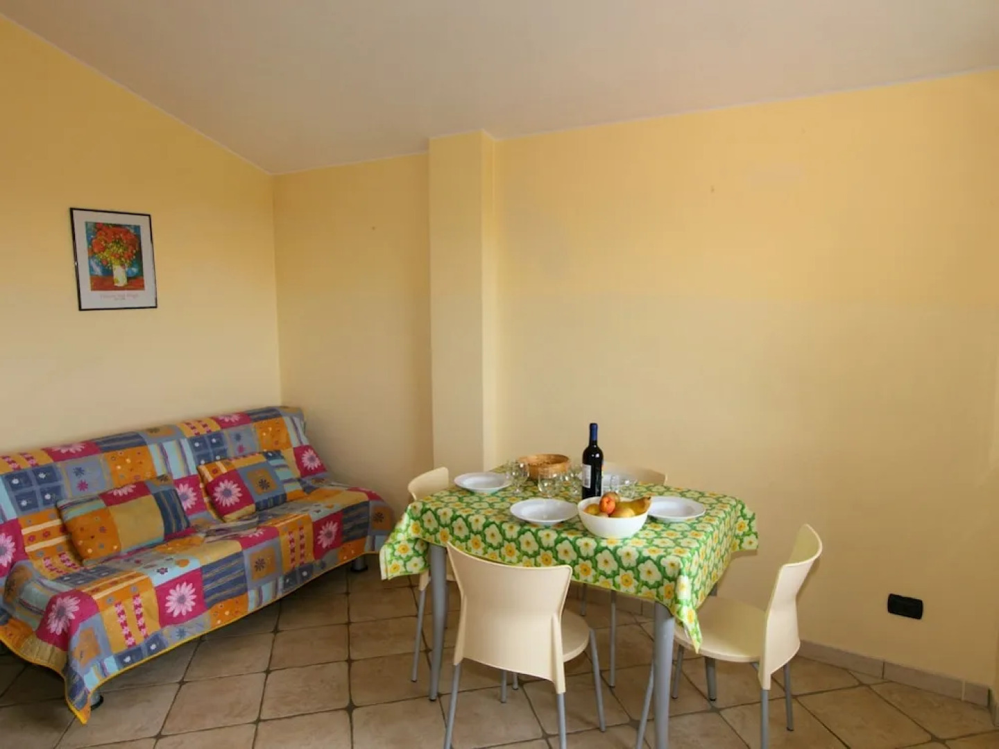 Cozy Holiday Home in Tortoreto near Sea