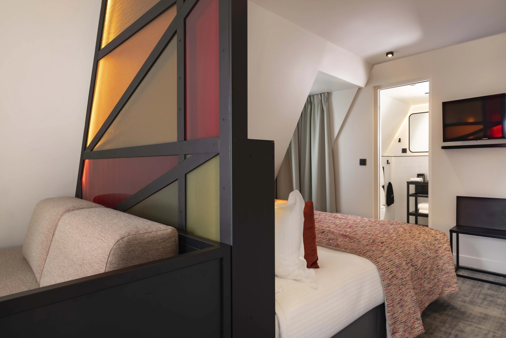 Le 12 Hotel