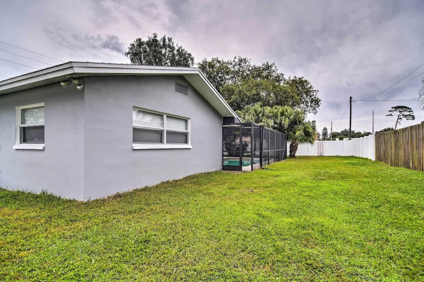 Updated Largo Getaway w/ Private Pool & Lanai!