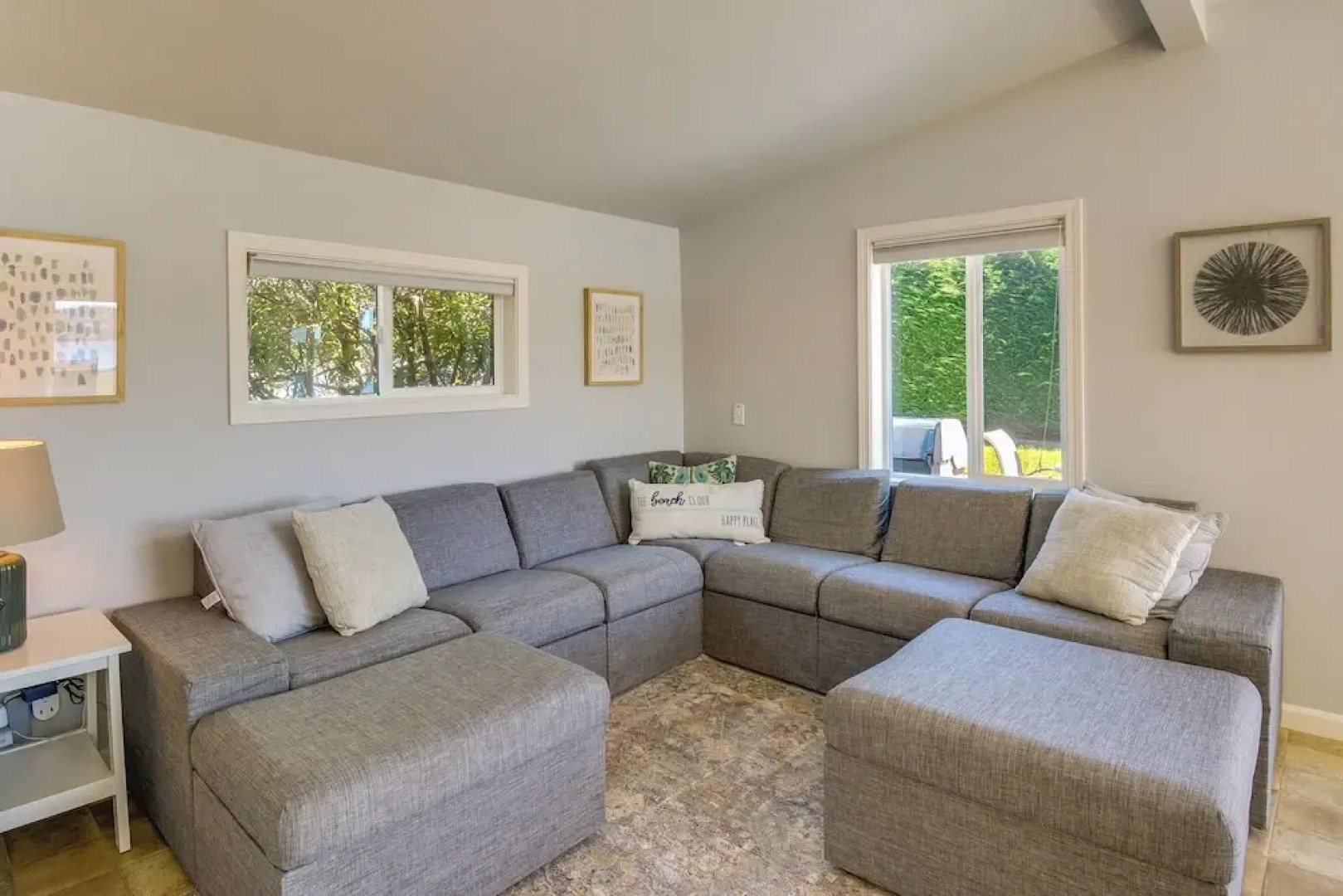 Waterfront Hood Canal Cottage: Steps to the Beach!