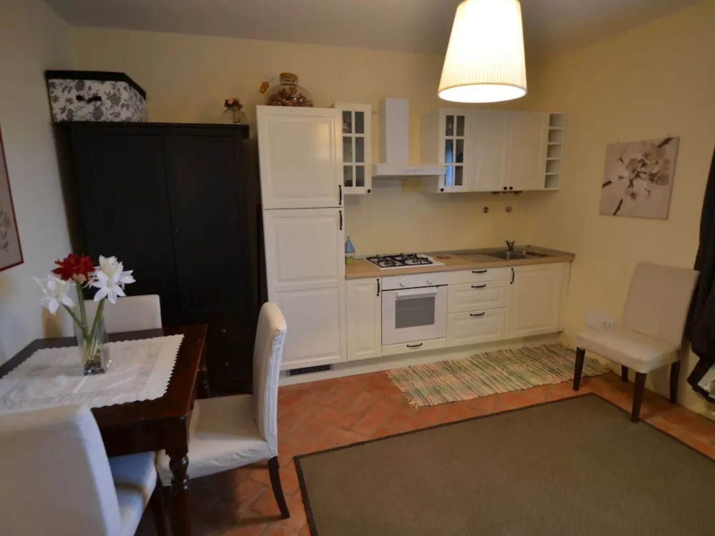 Apartment Amidst Vineyards & Blue Skies