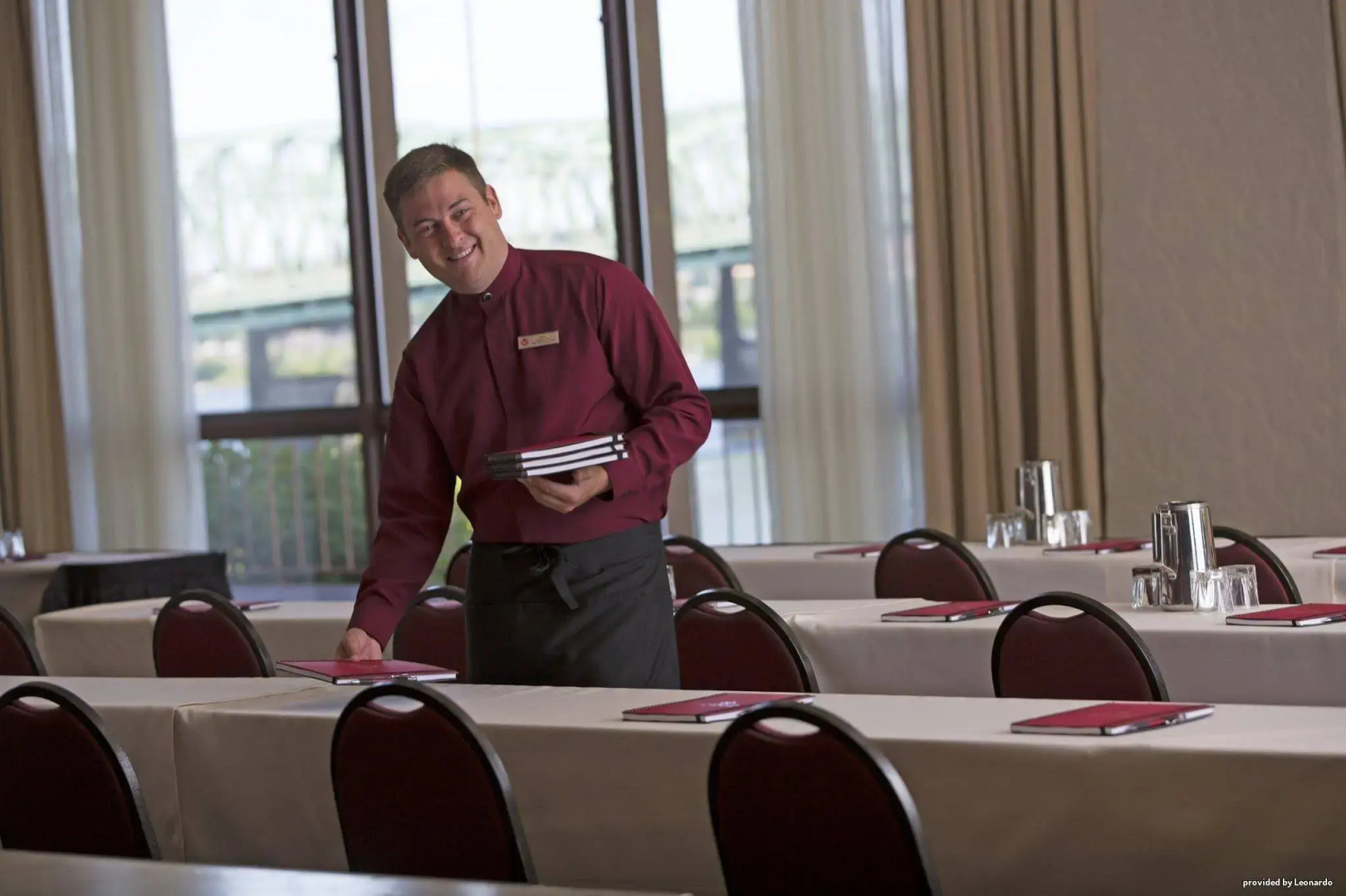 Holiday Inn Portland - Columbia Riverfront by IHG