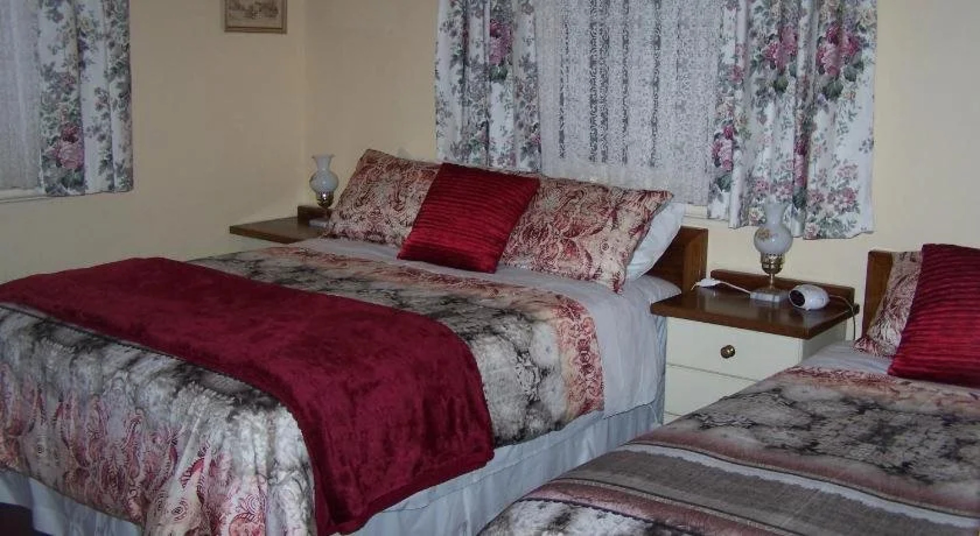 RJ's Bed & Breakfast