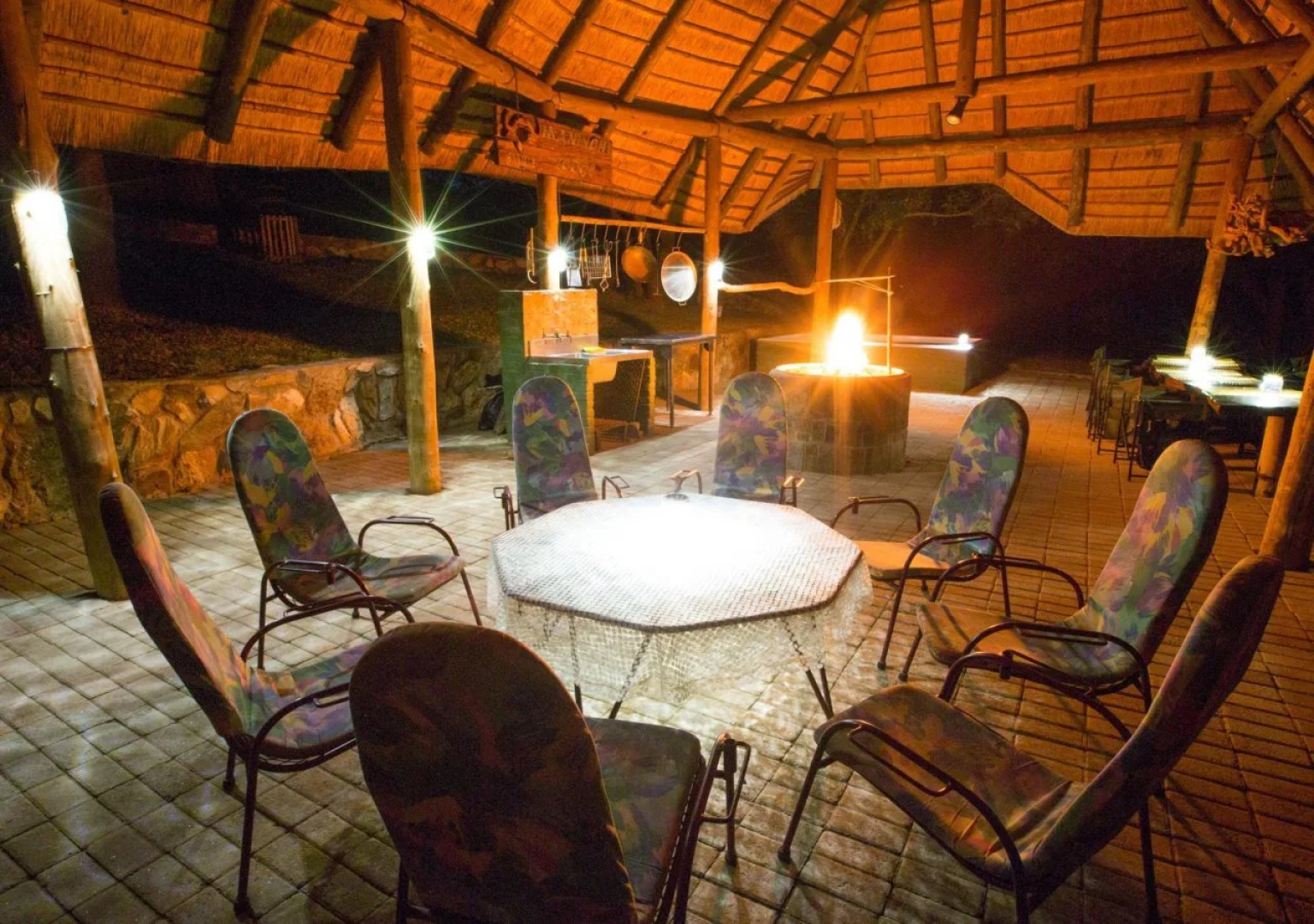 Maninghi Lodge