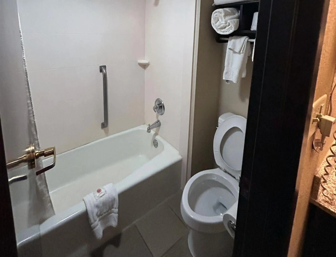 Comfort Inn & Suites Evansville Airport