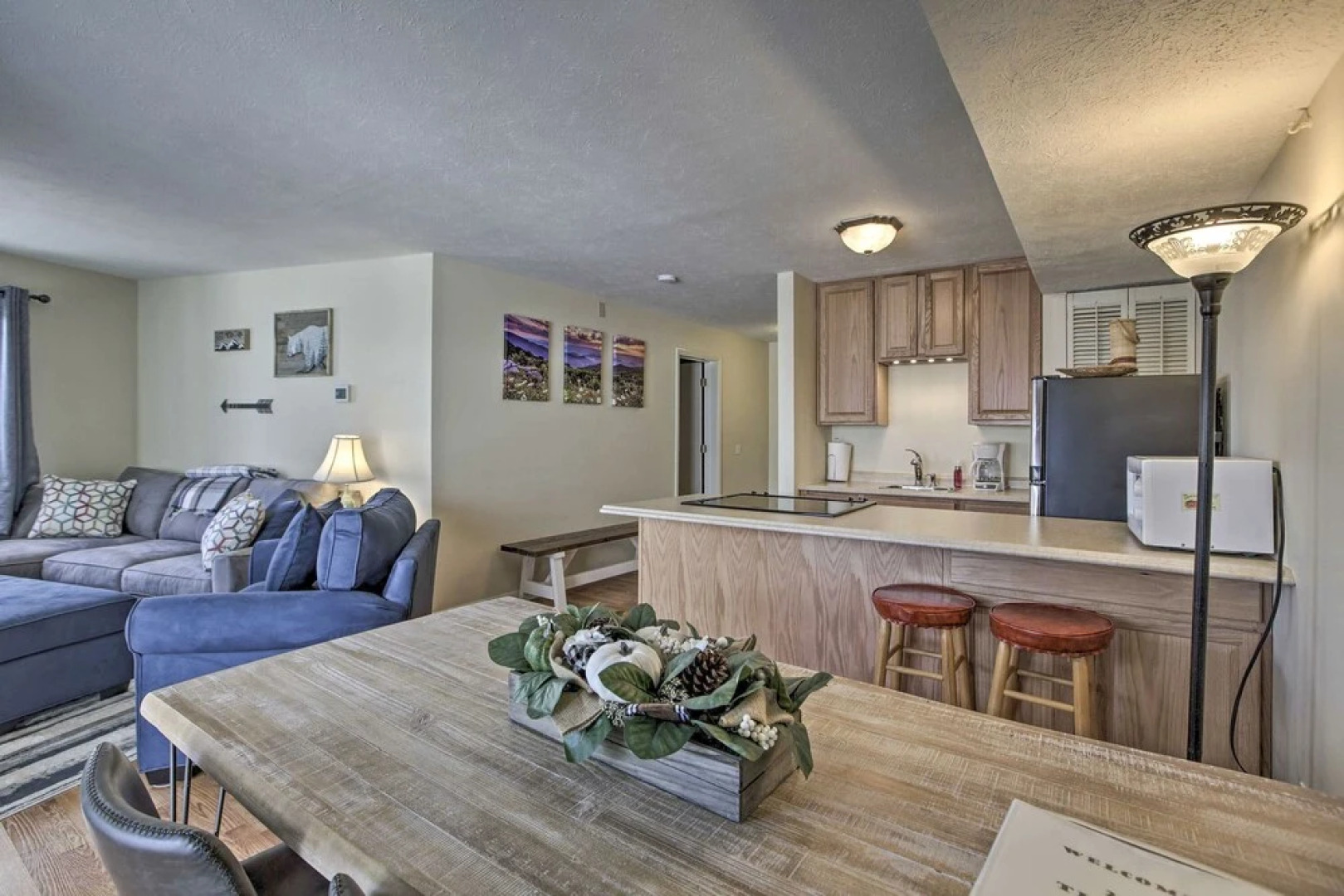 Ski-in Ski-out Wintergreen Condo w/ Balcony