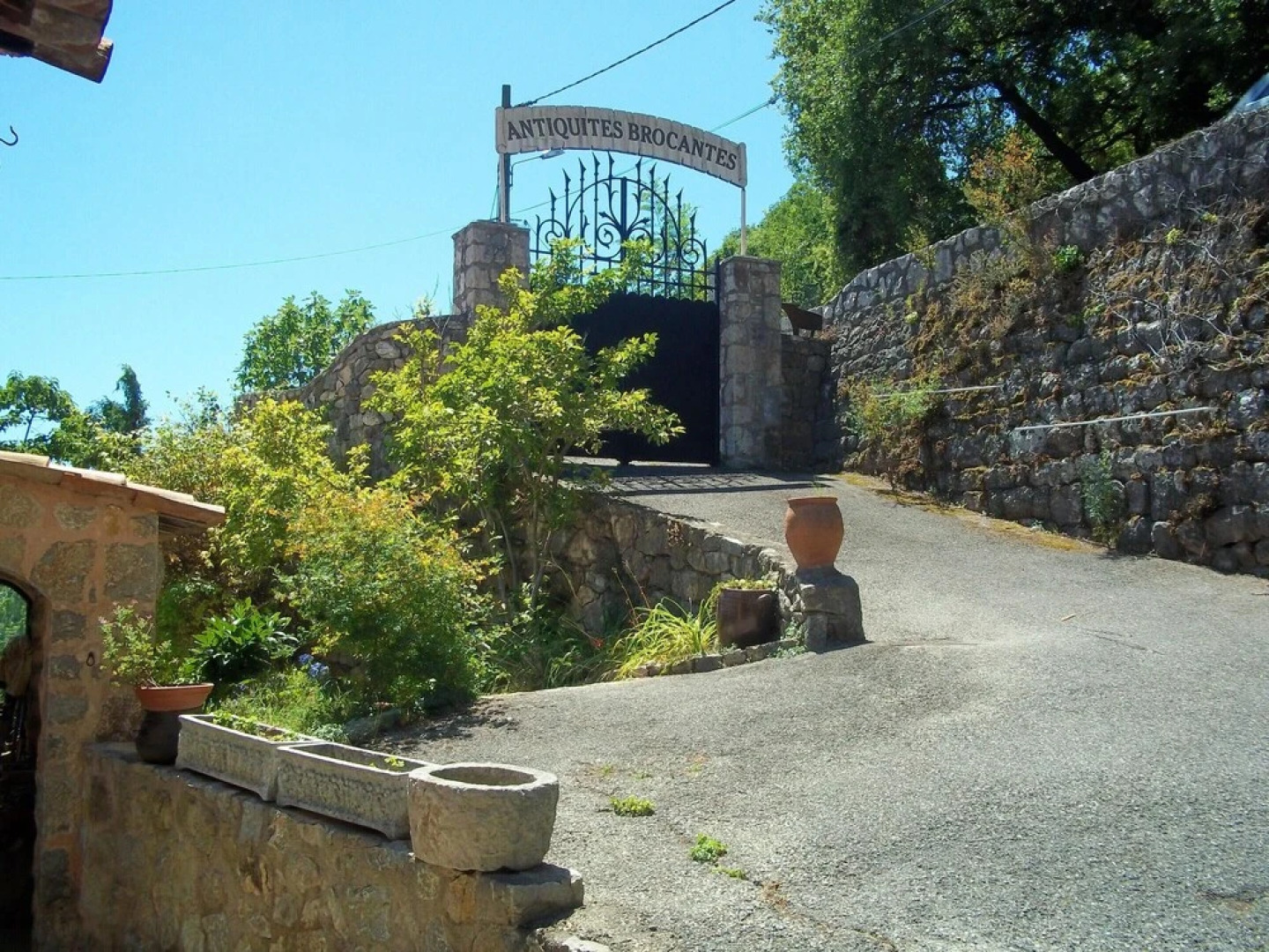 Apartment Route D'Opio