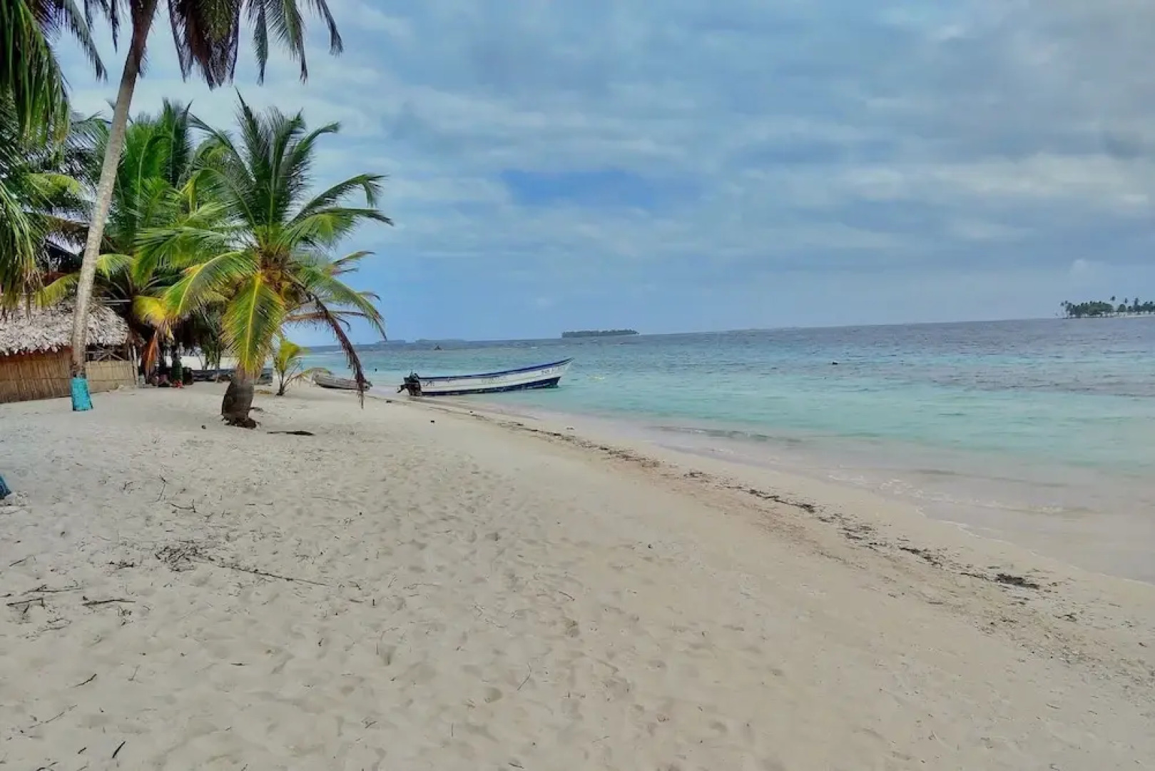 San Blas Private Over-the-Water Cabin