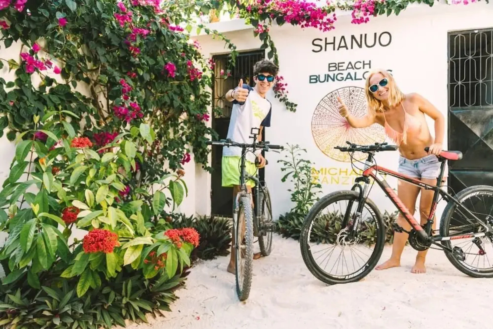 Shanuo Beach Bungalows