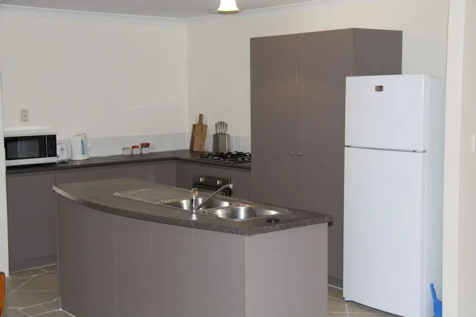 Byford House on the Scarp