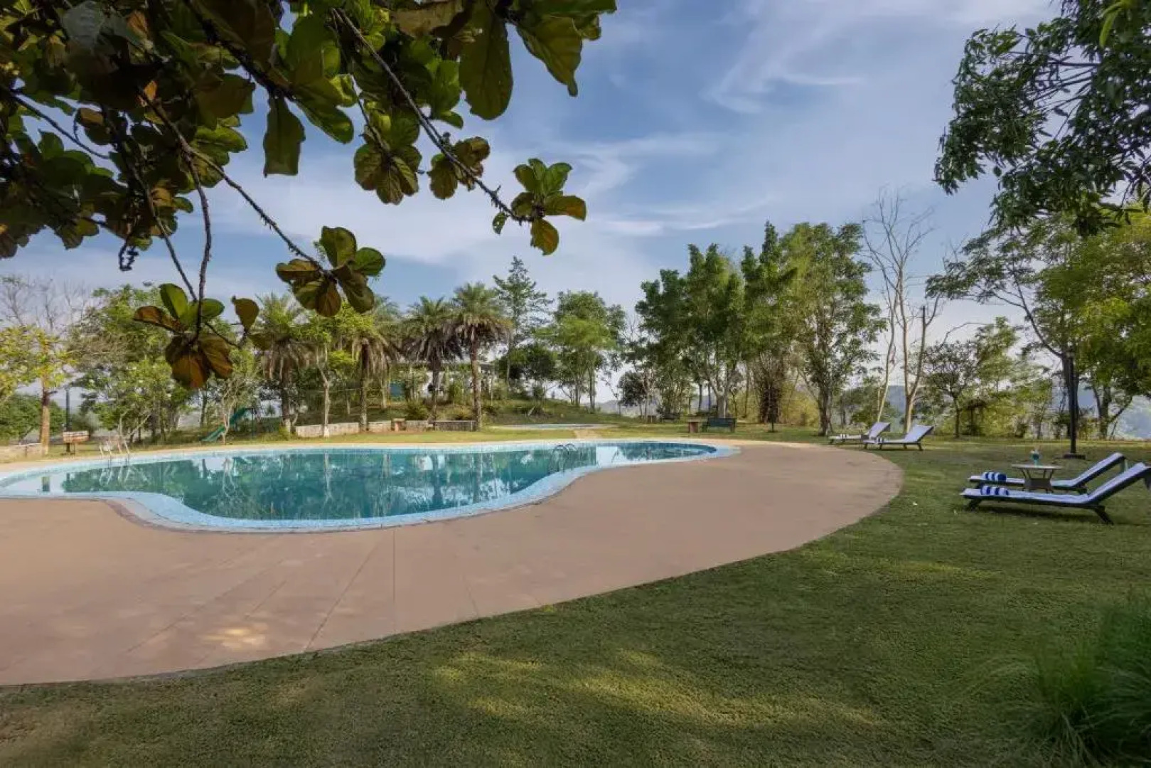 Sterling Vanvasa Lansdowne Forest Division