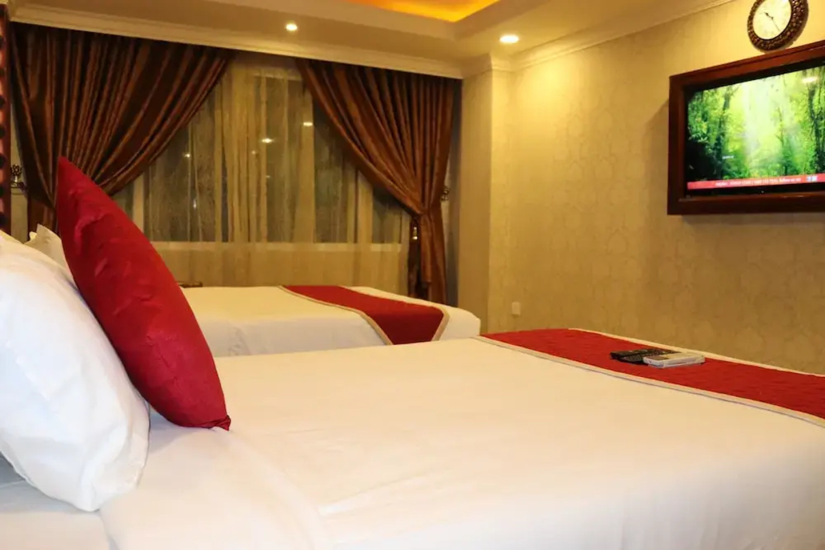 Hyders Park - The Business Hotel