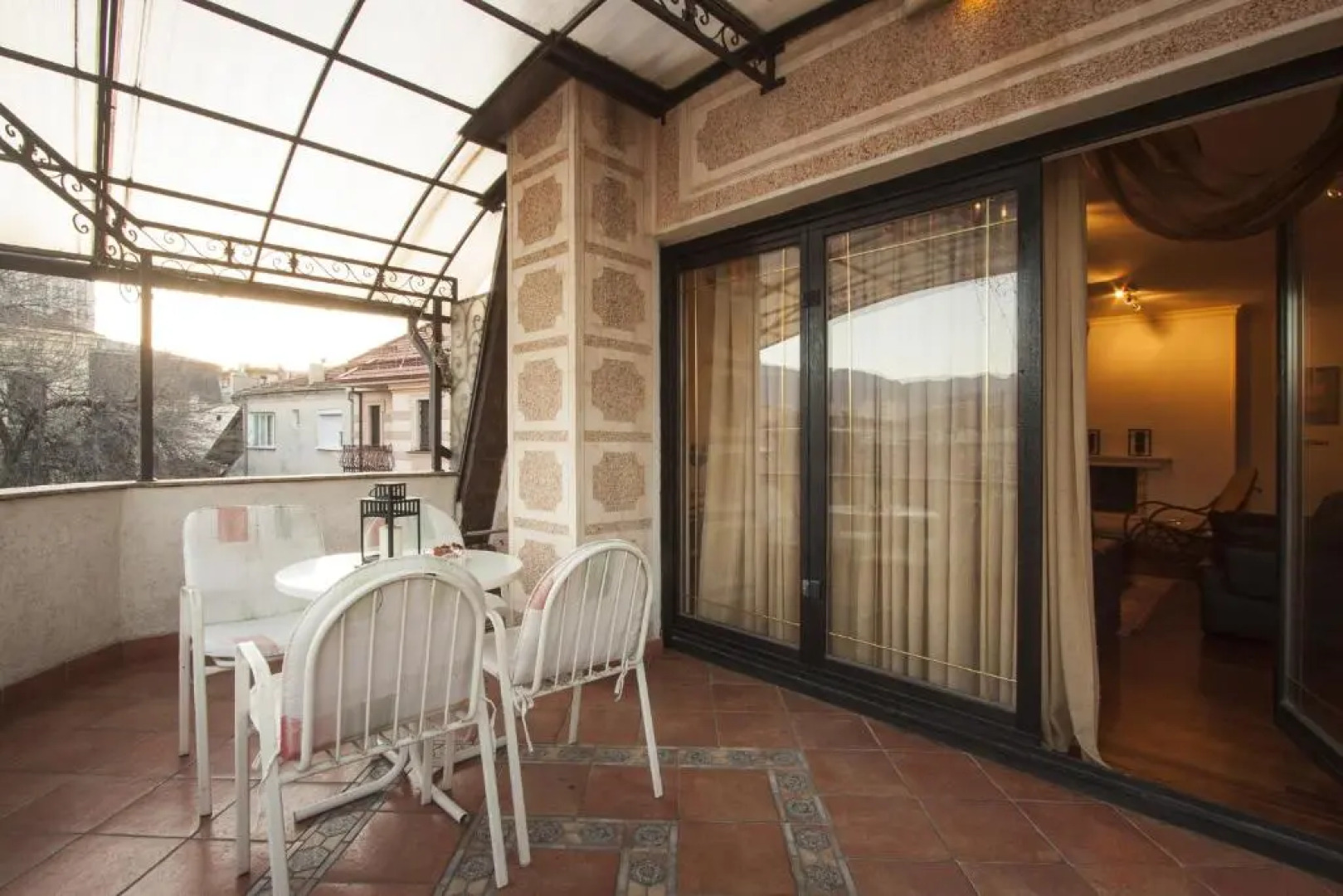 Central Exclusive Apartment/Penthouse