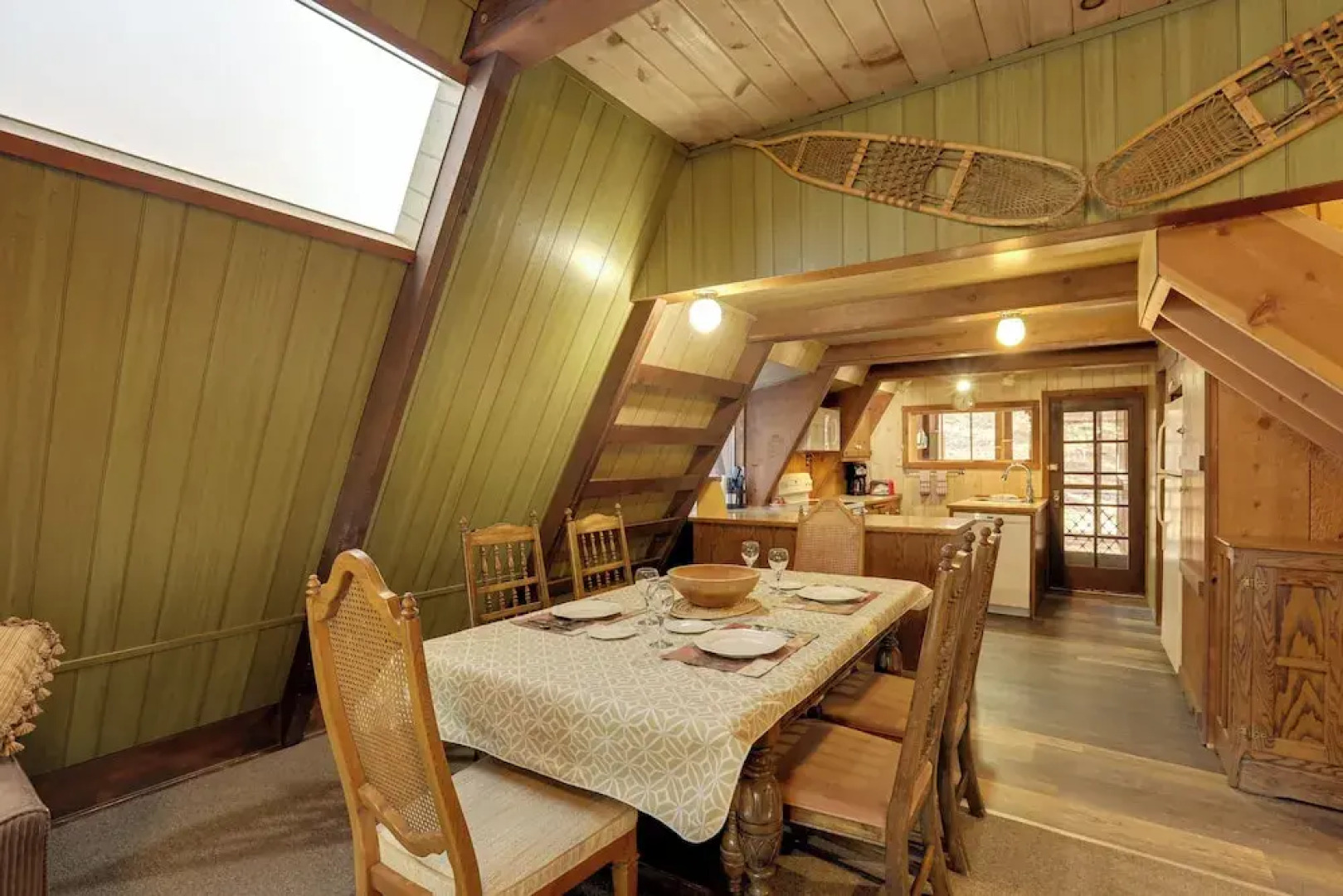 Quaint + Rustic A-frame < 5 Mi to Plumas-eureka!