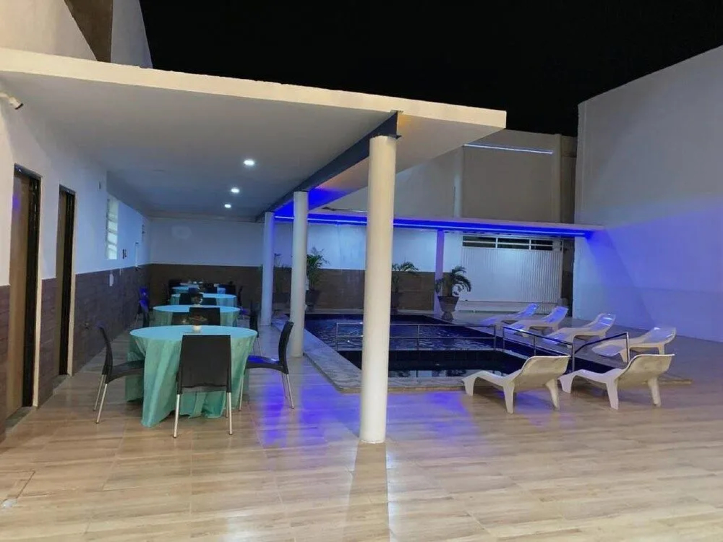 Hotel Cajuina Beach