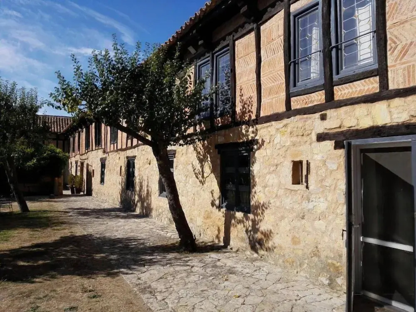 Posada Santa Maria La Real