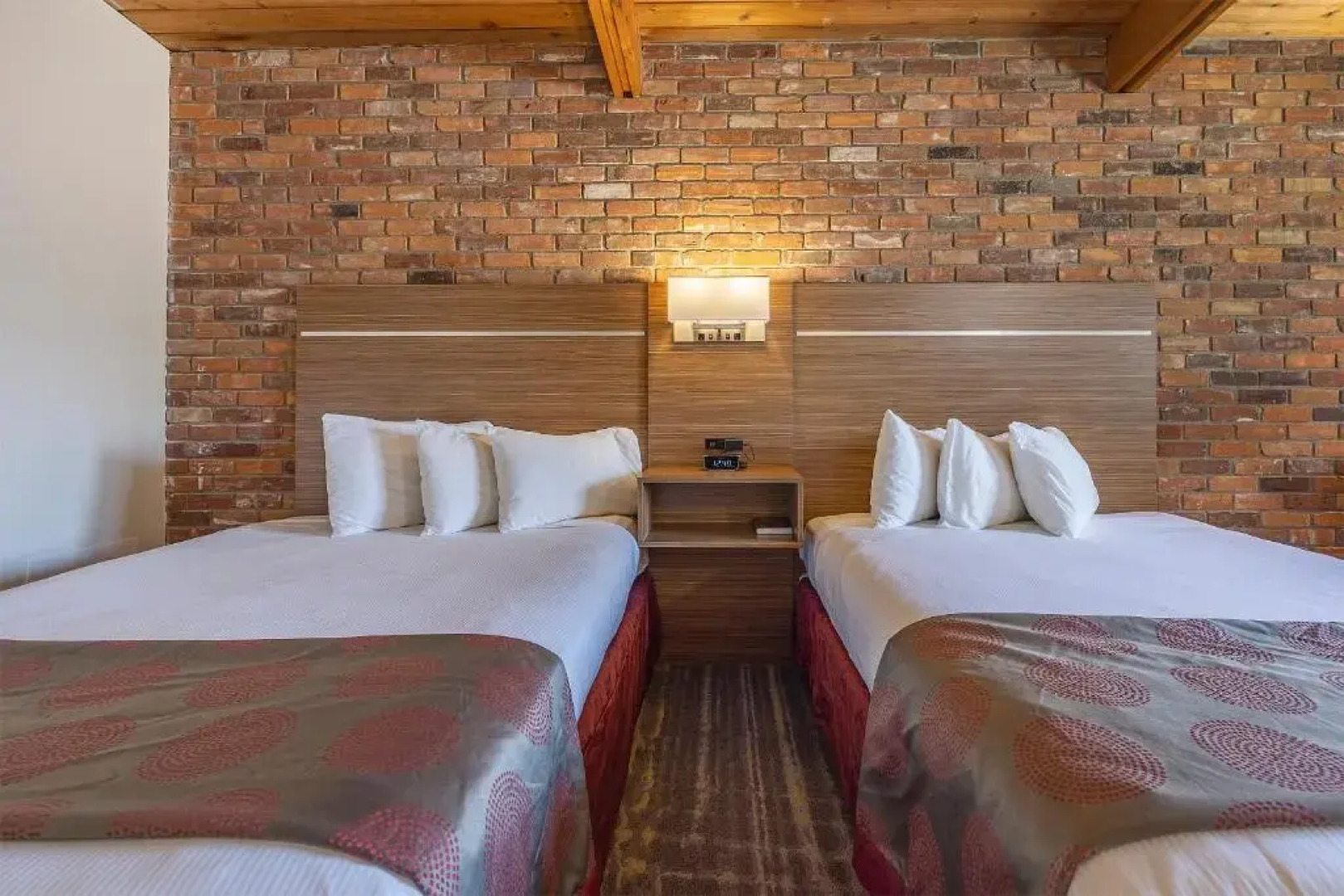 Ramada Gananoque Provincial Inn