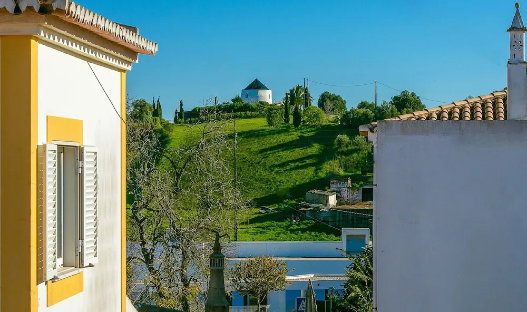 A23 - Barao de Sao Joao Townhouse