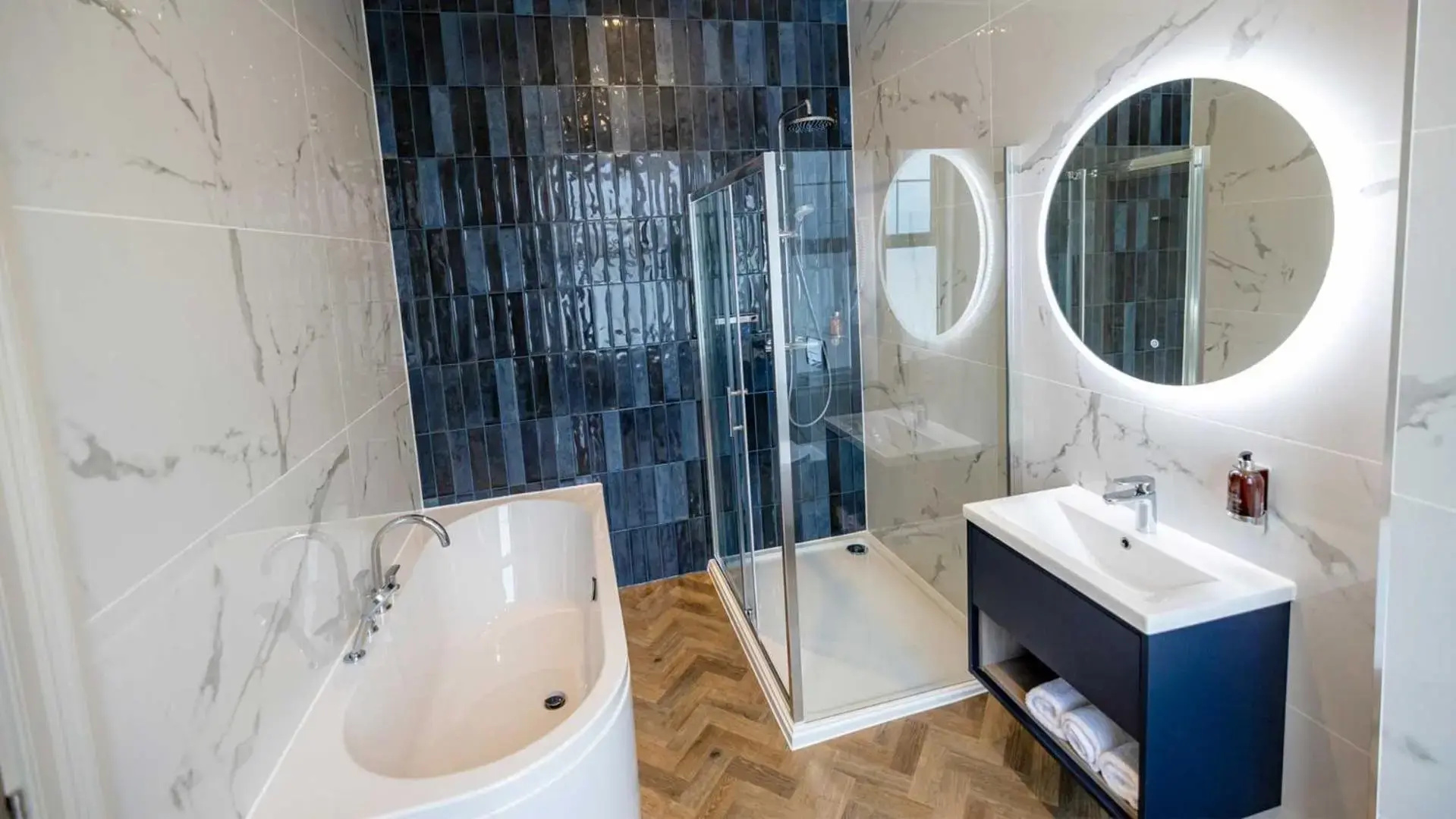 Brisbane House Hotel