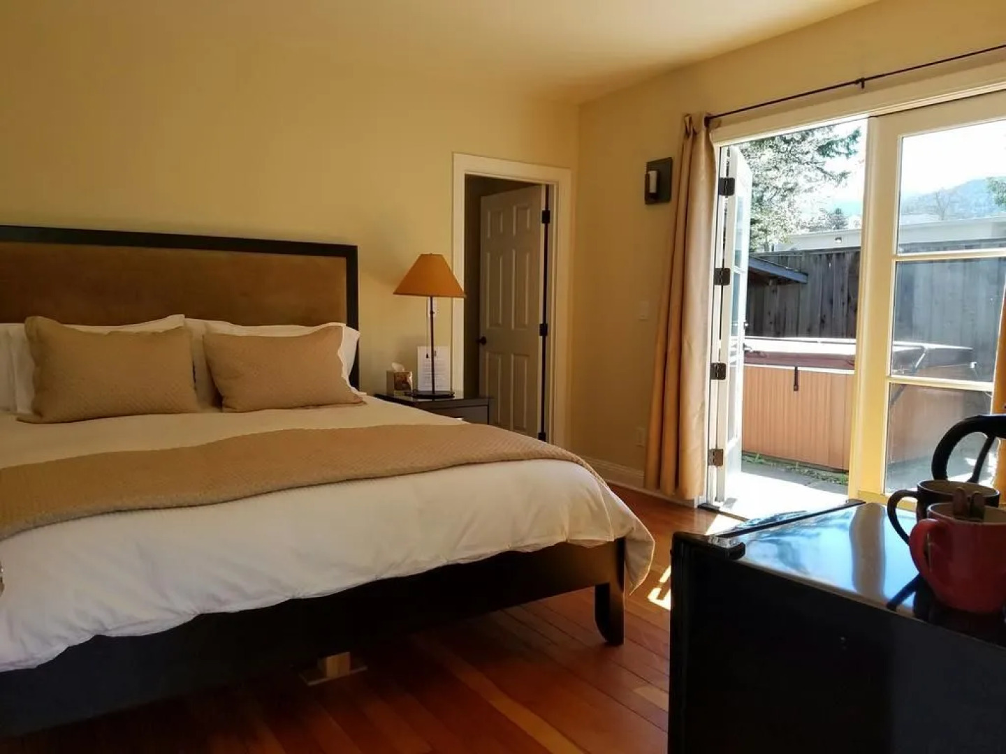 Pelton Vacation Rental