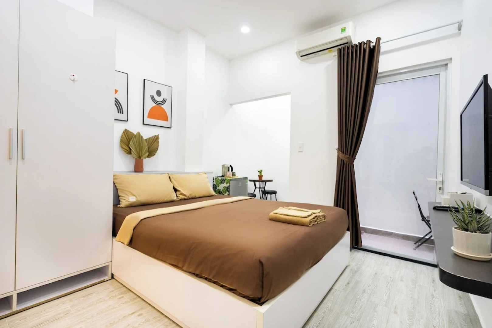 Ekomo Home 102 - Central Saigon