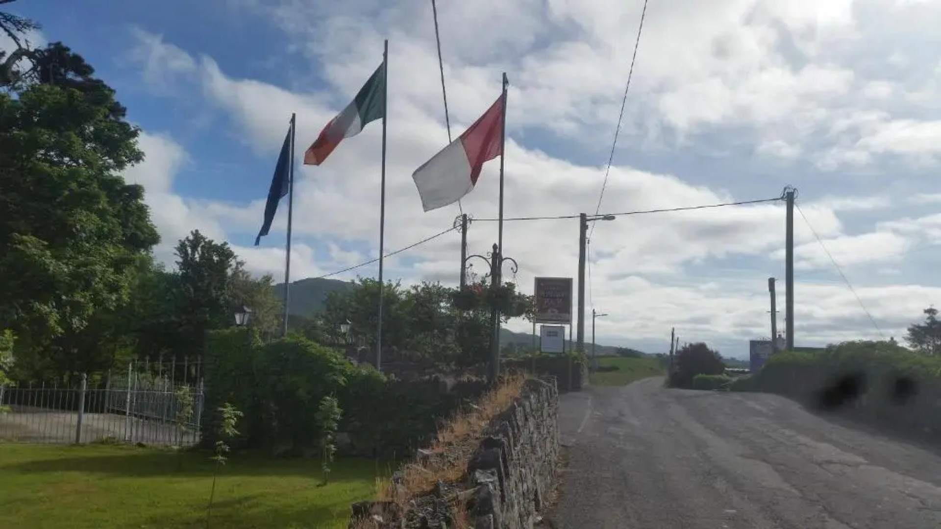 Bridge View House B&B and Restaurant