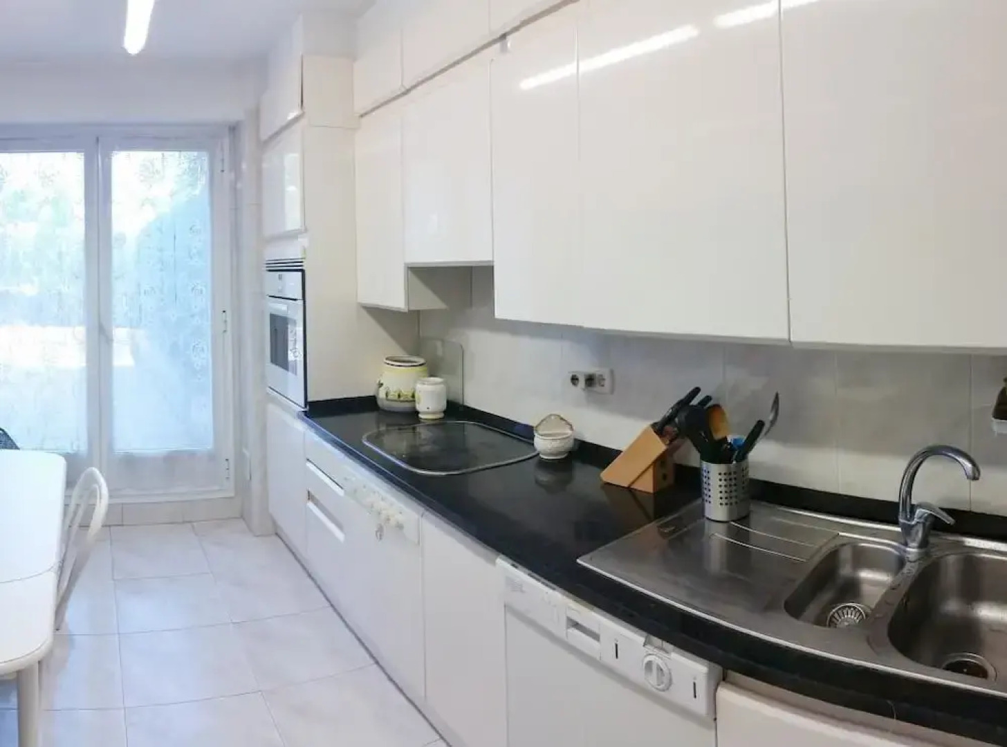 Zubimusu By People Rentals