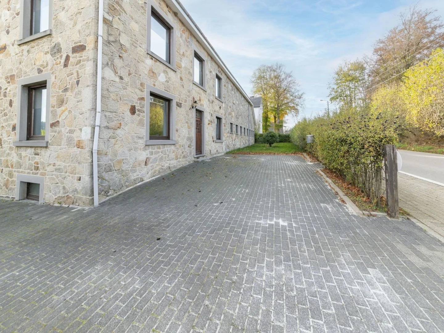 Farmhouse Kalys in Vielsalm With 180° View of the Forest