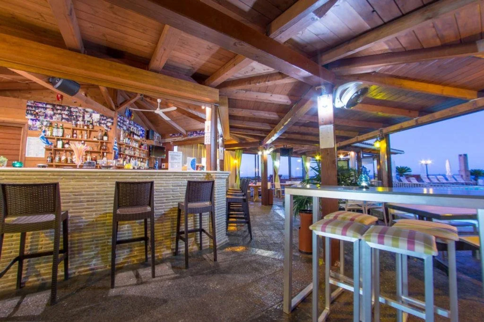 Sea View Village - Studios & Apartments