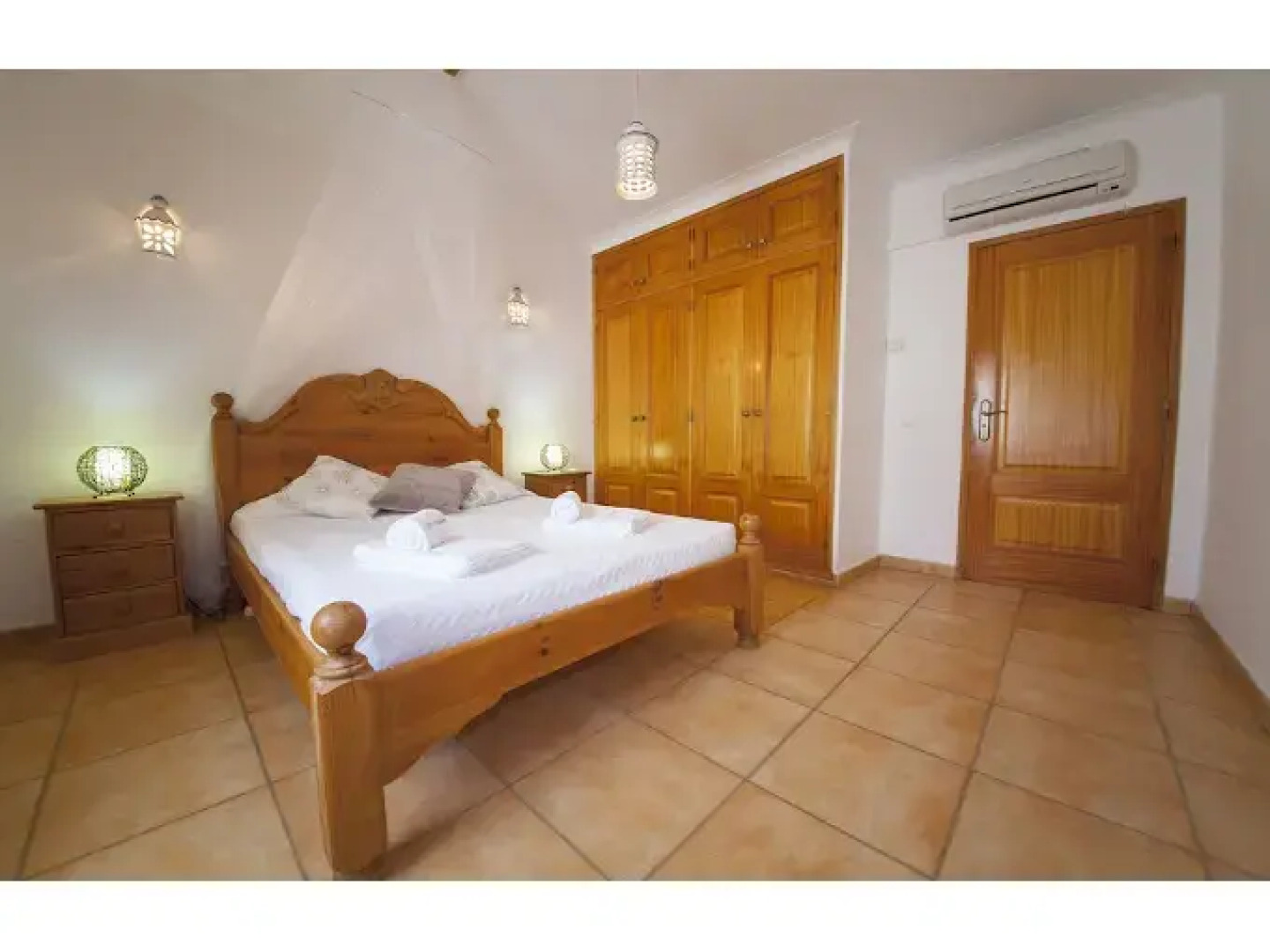 D08 - Bay View Villa in Vale da Lama