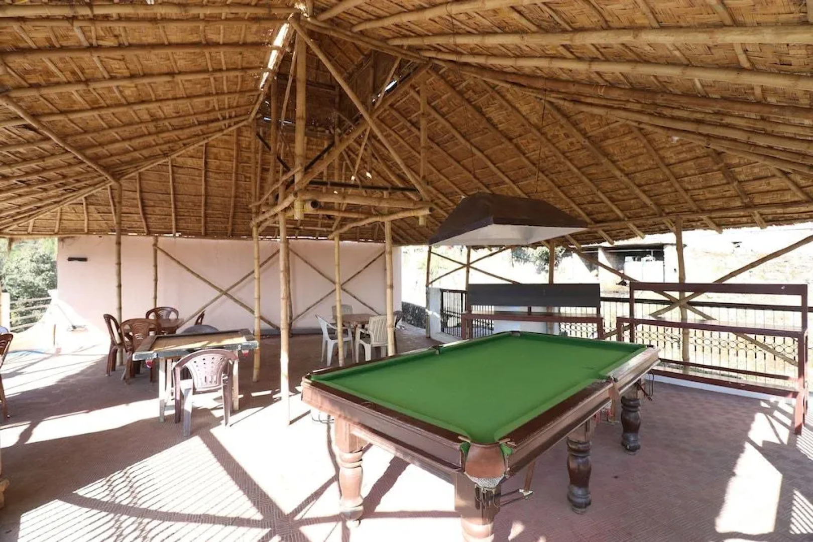 OYO 27612 Maitri Holiday Home