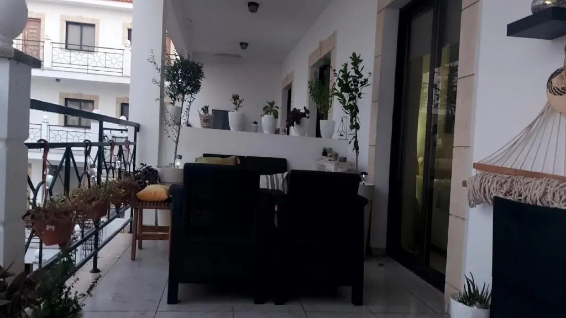 Paramount Gardens Resorts C202