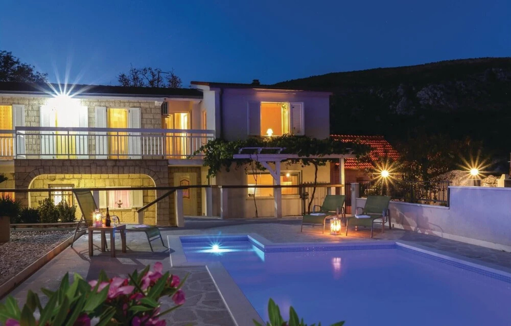 Amazing Home in Blato na Cetini With Wifi and 4 Bedrooms