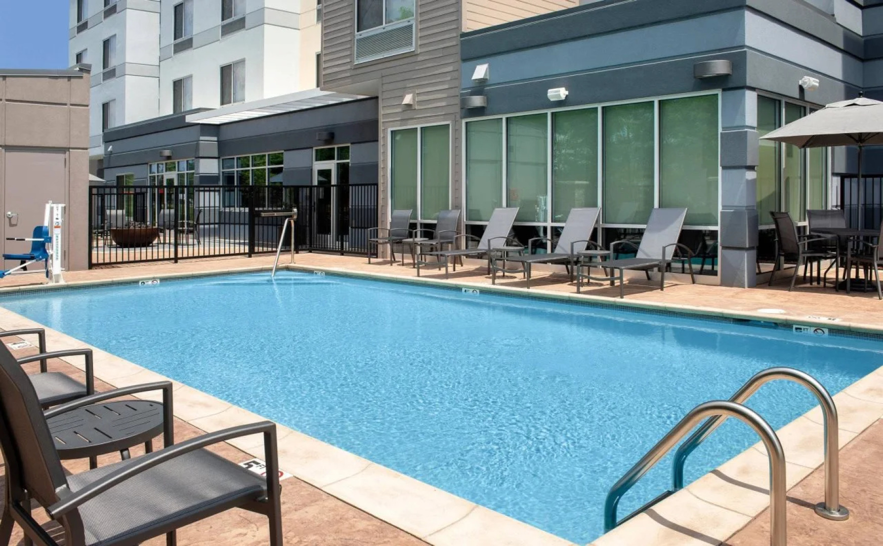 Fairfield Inn & Suites by Marriott Knoxville Lenoir City/I-75